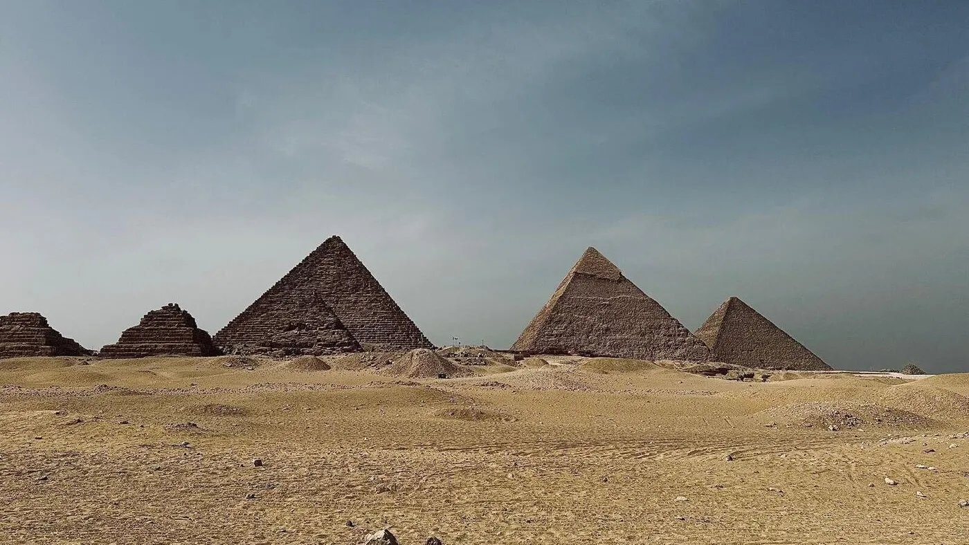 Cairo by Plane + Grand Egyptian Museum
